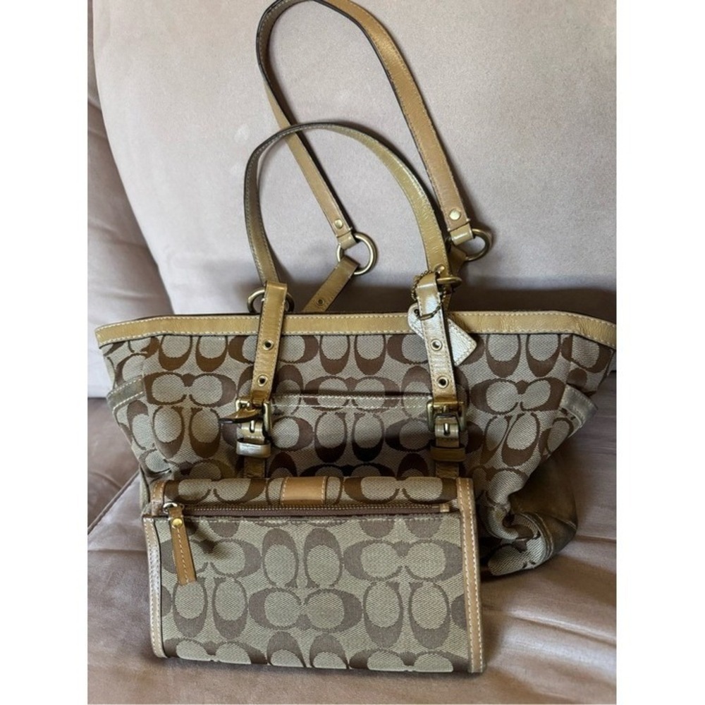 Coach Signature Gallery Tote 10630 + Matching Wallet Khaki Tan Y2K. Dust bag.